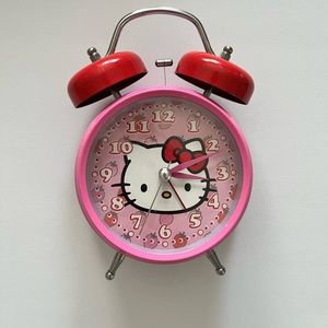 hello kitty alarm clock